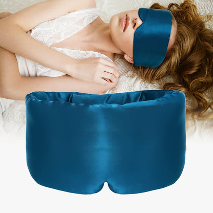 Masque dormir femme dort sur le dos